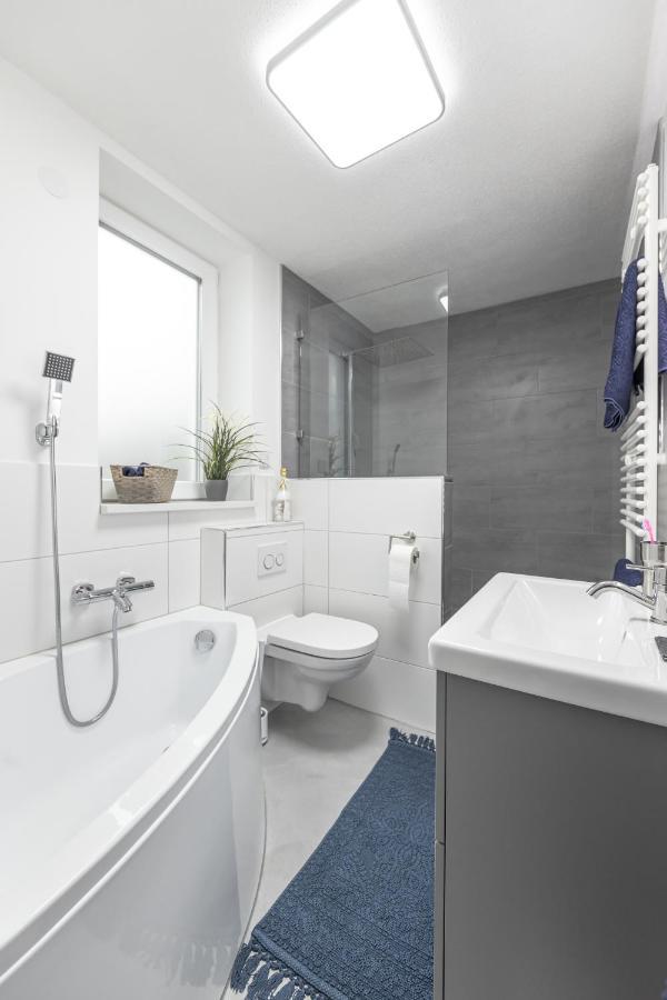 Exklusive Neubau-Ferienwohnung Mit Fernsicht Constanţa Exterior foto
