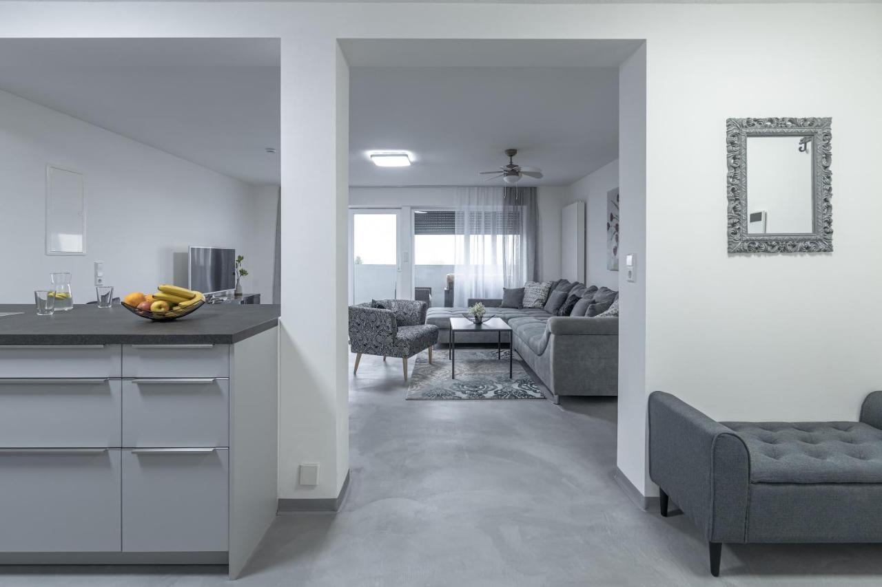 Exklusive Neubau-Ferienwohnung Mit Fernsicht Constanţa Exterior foto